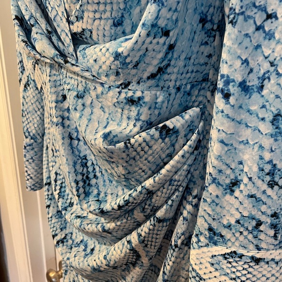 Calvin Klein Dress Excellent Condition - figure flattering & like new L - Picture 11 of 14